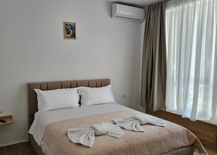 Apartment's Center Aquilo * ティラナ